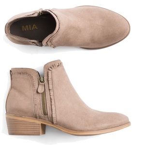 Brand new women’s booties